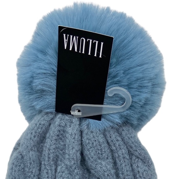 ILLUMA Women’s Blue Cuffed Cable Stitch Faux Fur Pom Pom Beanie Hat NWT main image 5